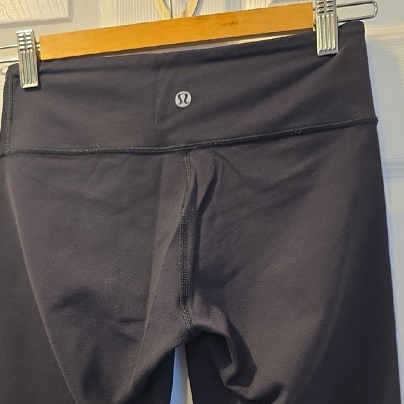 Lululemon Athletica Black Capris - Picture 2 of 4